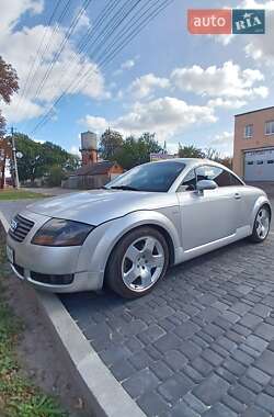 Купе Audi TT 2000 в Гадяче