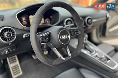Купе Audi TT 2016 в 