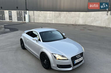 Купе Audi TT 2009 в 