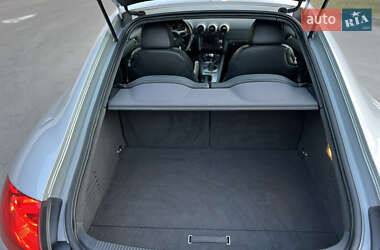Купе Audi TT 2009 в 