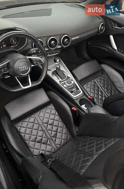 Родстер Audi TT 2015 в 