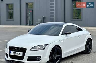 Купе Audi TT 2011 в 