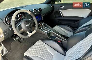 Купе Audi TT 2011 в 