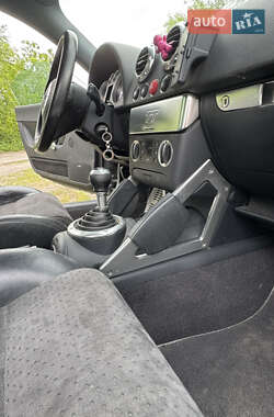 Купе Audi TT 2006 в 
