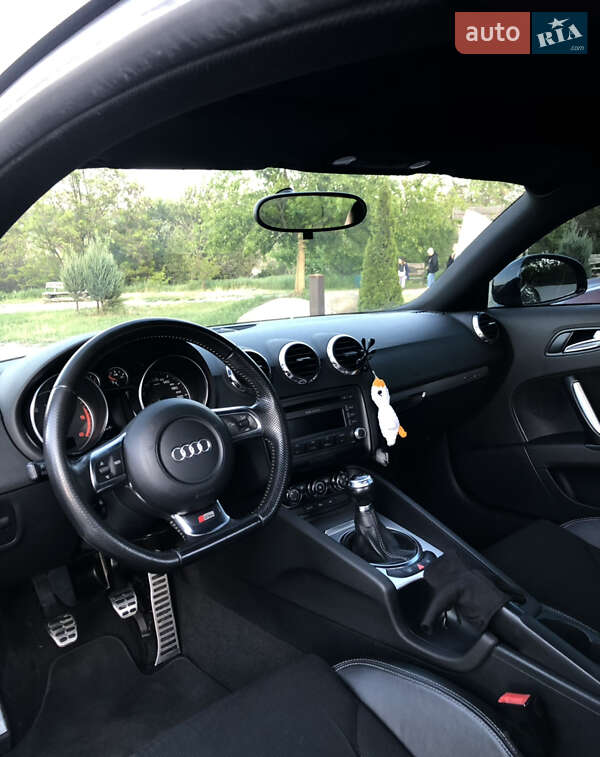 Купе Audi TT 2010 в Дніпрі
