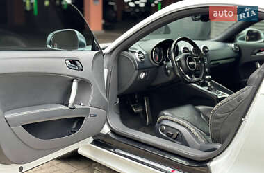 Купе Audi TT 2012 в 
