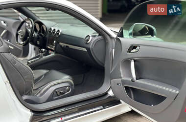 Купе Audi TT 2012 в 