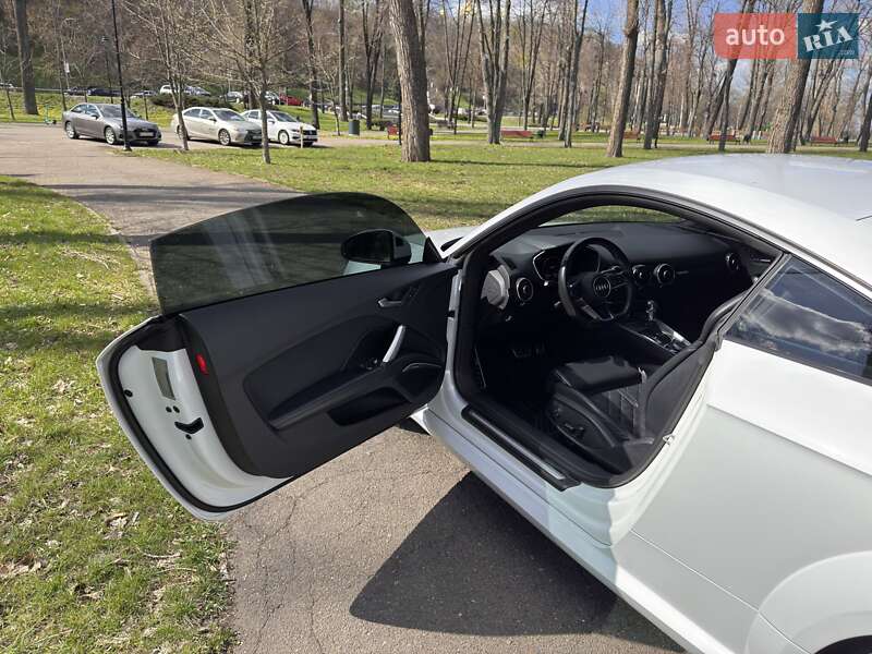 Купе Audi TT 2015 в Киеве