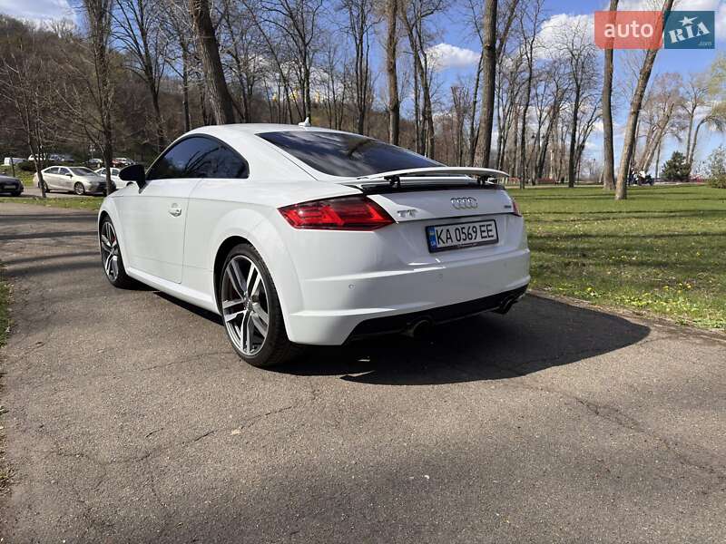 Купе Audi TT 2015 в Киеве