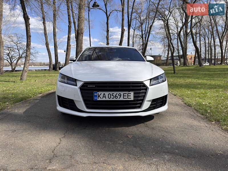 Купе Audi TT 2015 в Киеве
