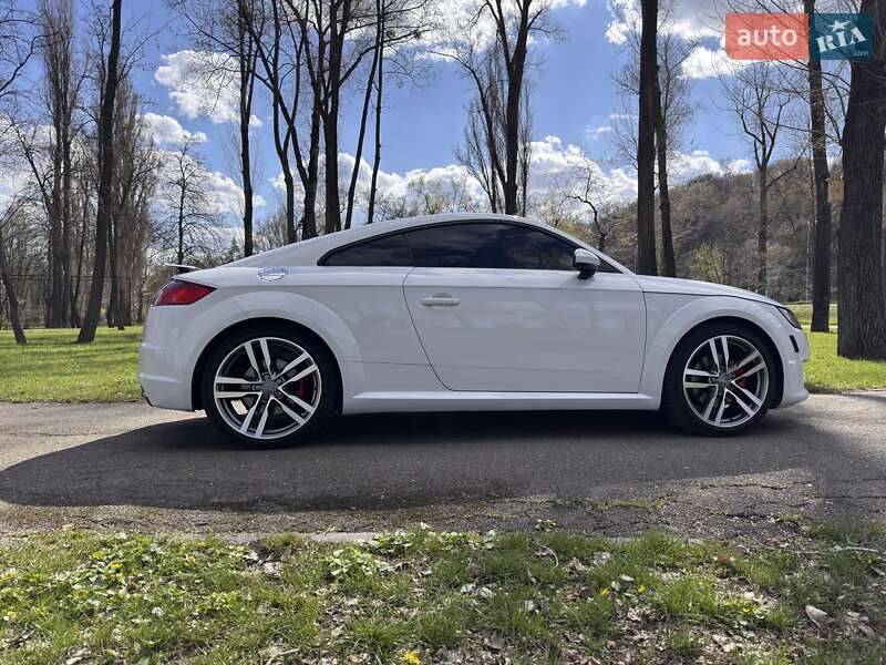 Купе Audi TT 2015 в Киеве