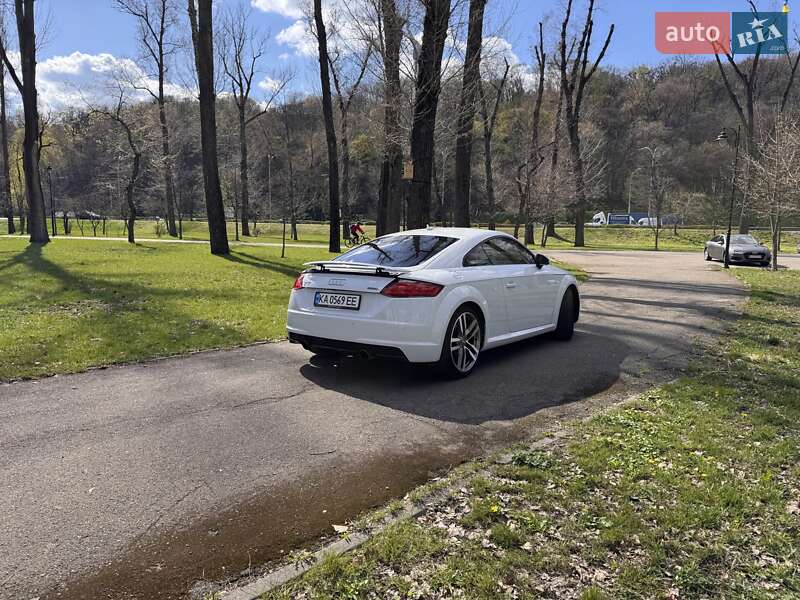 Купе Audi TT 2015 в Киеве