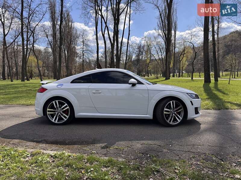 Купе Audi TT 2015 в Киеве