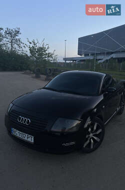 Купе Audi TT 2000 в 