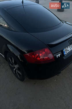 Купе Audi TT 2000 в 