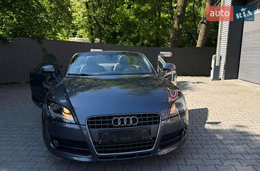Купе Audi TT 2008 в 