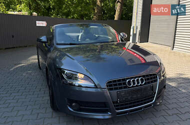 Купе Audi TT 2008 в 
