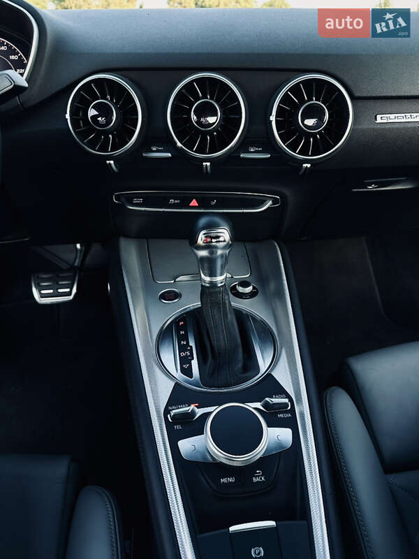 Купе Audi TT 2016 в Лубнах