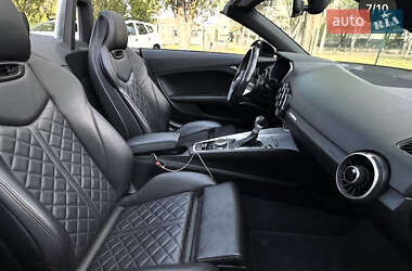 Родстер Audi TT 2015 в 