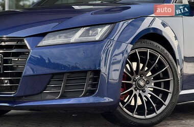 Купе Audi TT 2015 в 