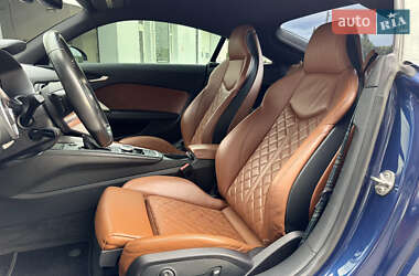 Купе Audi TT 2015 в 