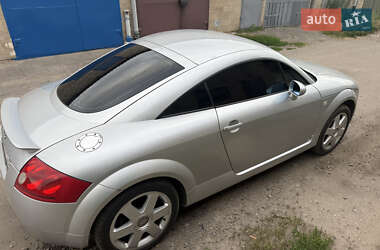 Купе Audi TT 1998 в 