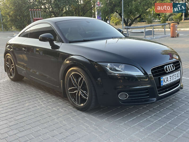 Audi TT 2011