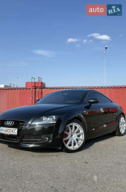 Купе Audi TT 2008 в 