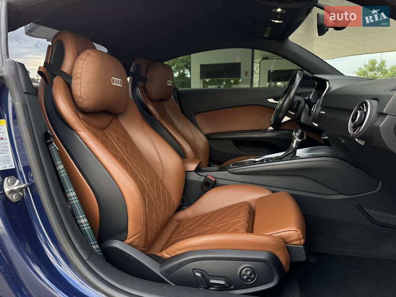 Купе Audi TT 2015 в Києві