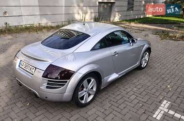 Купе Audi TT 2000 в 