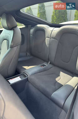Купе Audi TT 2012 в 