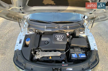 Купе Audi TT 1999 в 
