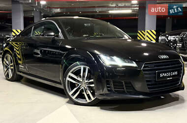 Купе Audi TT 2016 в 