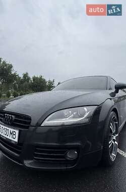 Купе Audi TT 2011 в 