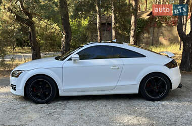 Купе Audi TT 2008 в 