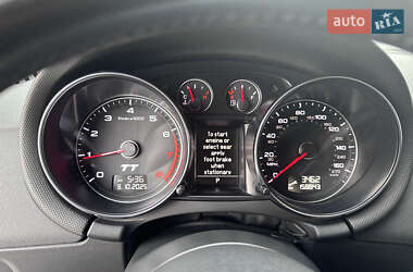 Купе Audi TT 2010 в 