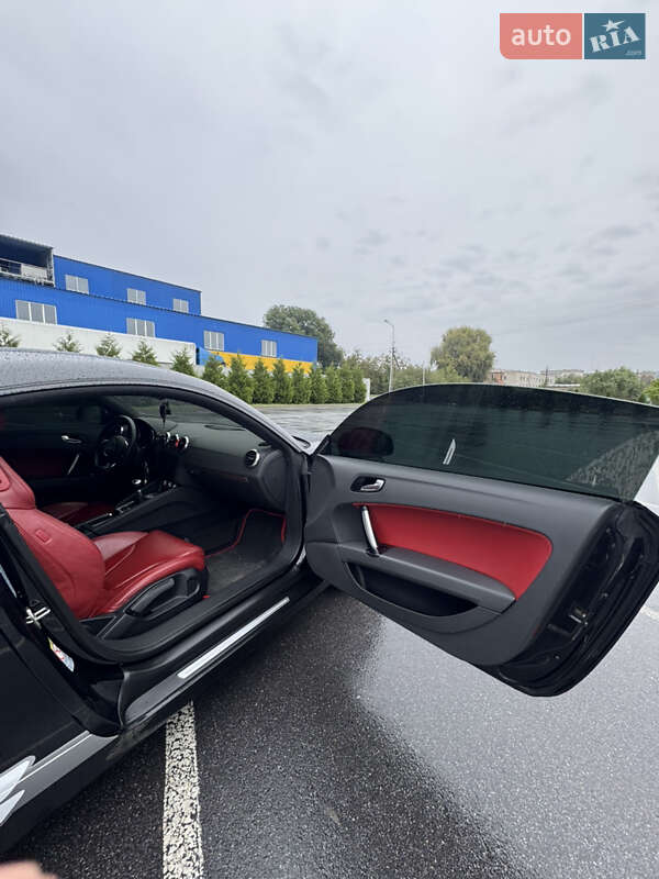 Купе Audi TT 2011 в Виннице