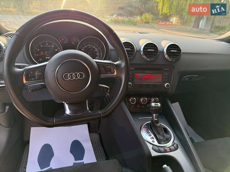 Купе Audi TT 2011 в Днепре