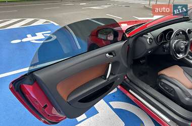Родстер Audi TT 2008 в  фото 20 Родстер Audi TT 2008 в