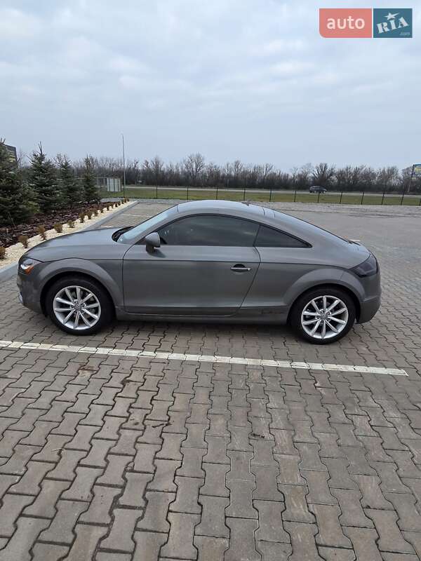 Audi TT 2010 Audi TT 2010