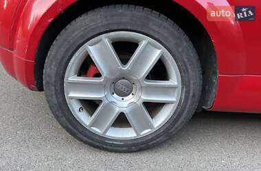 Родстер Audi TT 2003 в Ворзеле