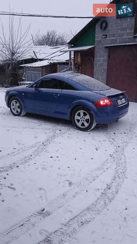 Купе Audi TT 1998 в Смілі