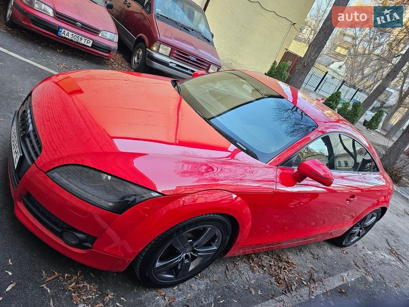 Купе Audi TT 2008 в Києві фото 5 Купе Audi TT 2008 в Києві