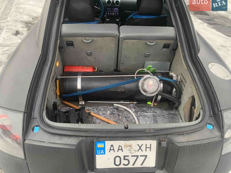 Купе Audi TT 2004 в Киеве фото 4 Купе Audi TT 2004 в Киеве