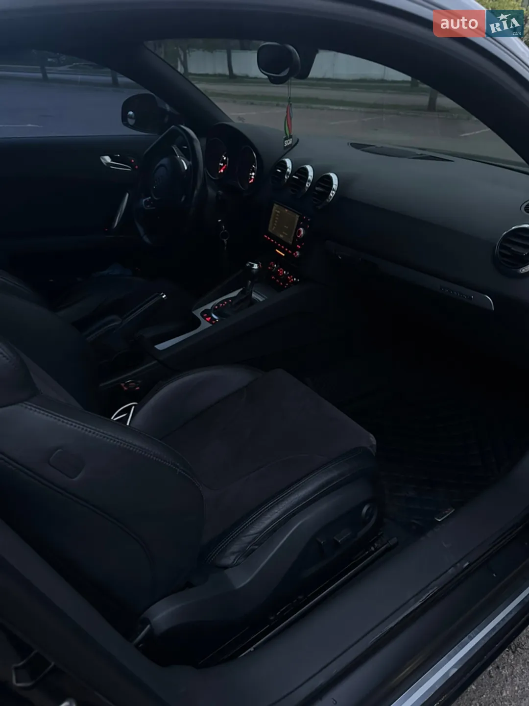 2010 Audi TT - мініатюра 13