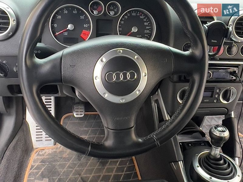 Родстер Audi TT 2001 в Києві