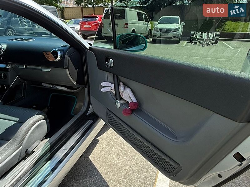 Купе Audi TT 2003 в Киеве