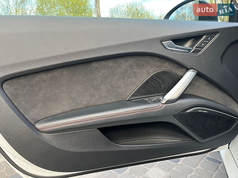 Родстер Audi TT 2022 в Києві