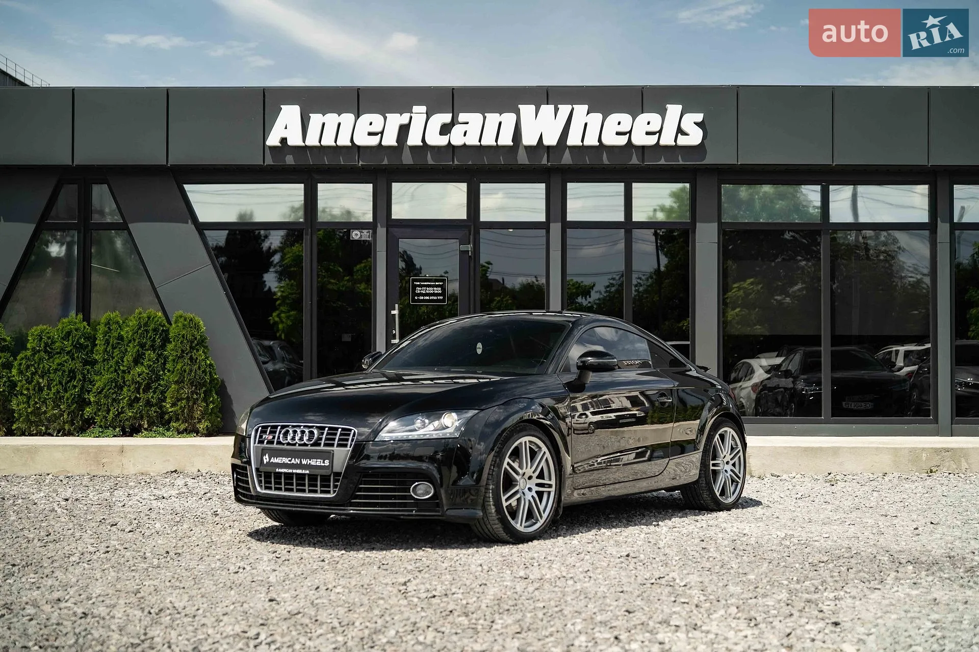 Audi A8 2015 VIN WAU3RAFD3GN007022 фото оголошення 3 з 8