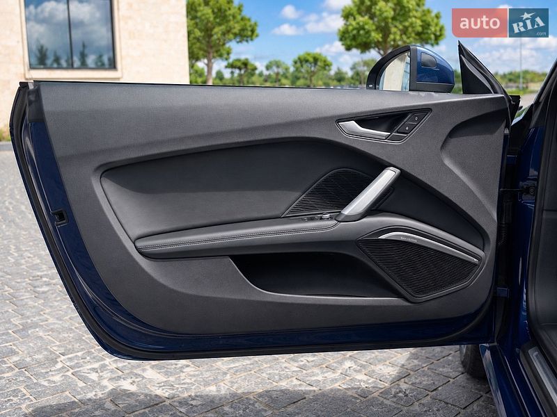 Купе Audi TT 2015 в Львові